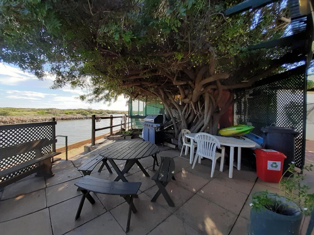 Pelican Point Waterfront Resort Formerly Carnarvon Beach Retreat Zewnętrze zdjęcie