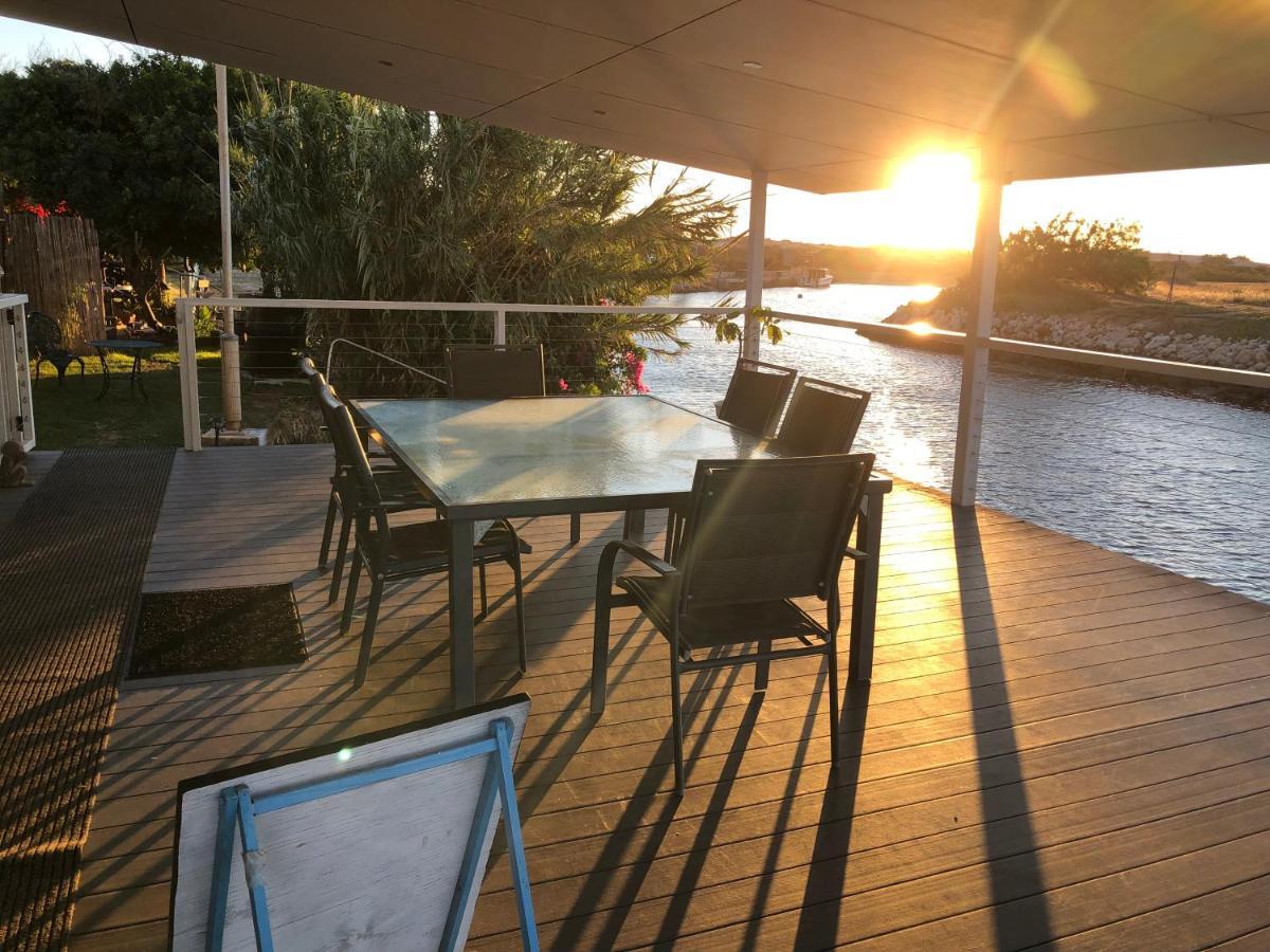 Pelican Point Waterfront Resort Formerly Carnarvon Beach Retreat Zewnętrze zdjęcie